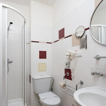 Wellness Jean De Carro Hotel 4*