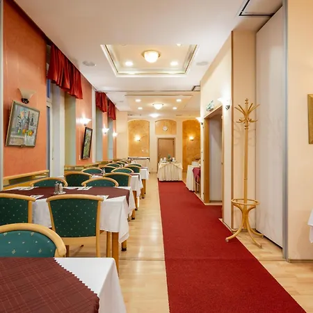 Wellness Jean De Carro Hotel Karlovy Vary
