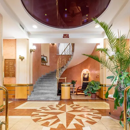 Hotel Wellness Jean De Carro Karlovy Vary