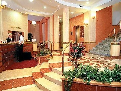 מלון Wellness Jean De Carro 4*